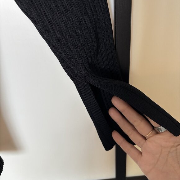 Cremieux Women’s Black Ribbed Sweater Top Sz L Dark Academia Preppy Minimalist - Picture 2 of 12